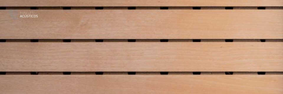 Conoce los tipos y características de los Paneles acústico madera.